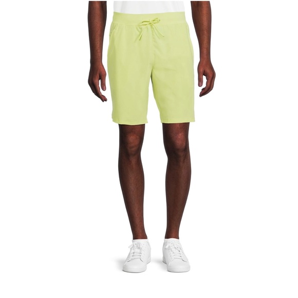 S (28-30) Russell Men's 9" Woven Tech Short with Comfort Waistband - Picture 1 of 6